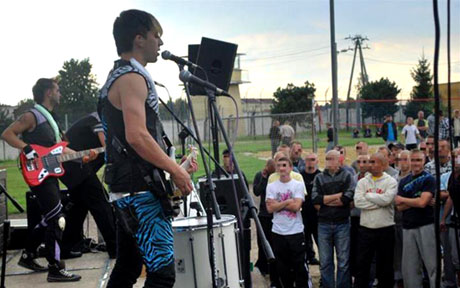 NLM concert at a Polish prison