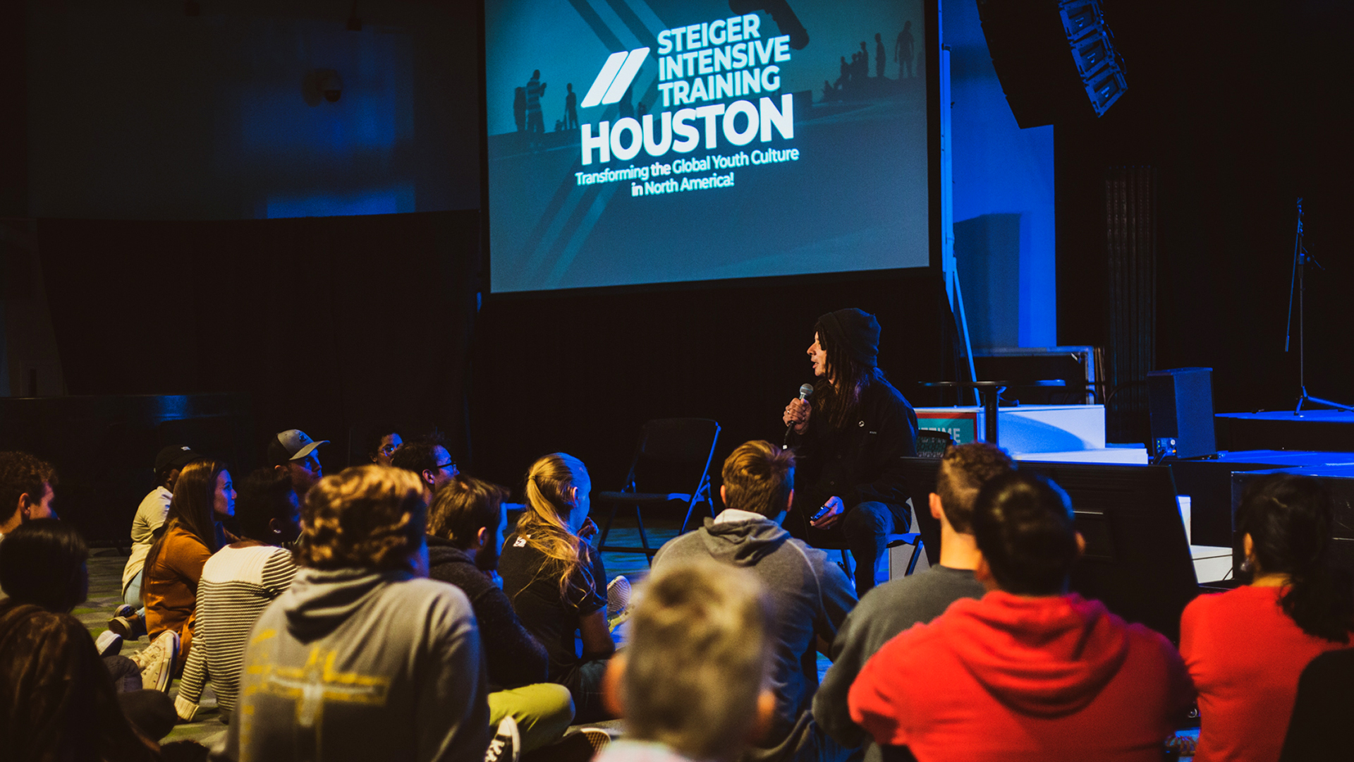 Strong teaching at the Steiger Intensive Training challenged people to reach the Global Youth Culture Strong teaching at the Steiger Intensive Training challenged people to reach the Global Youth Culture